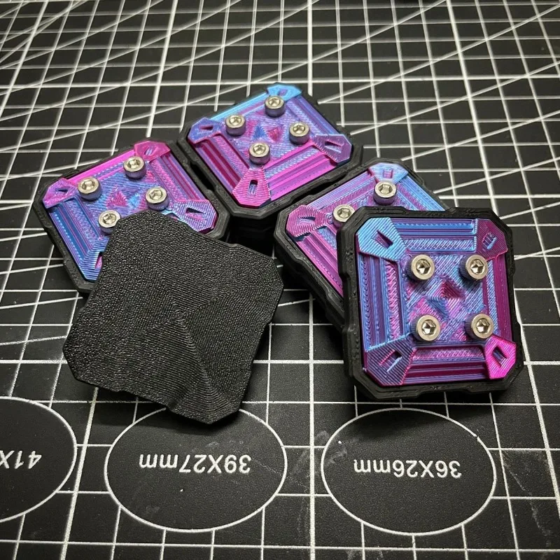 EDC push brand cool magnetic rotating 3D printing black technology decompression snap coin fingertip gyroscope decompression toy
