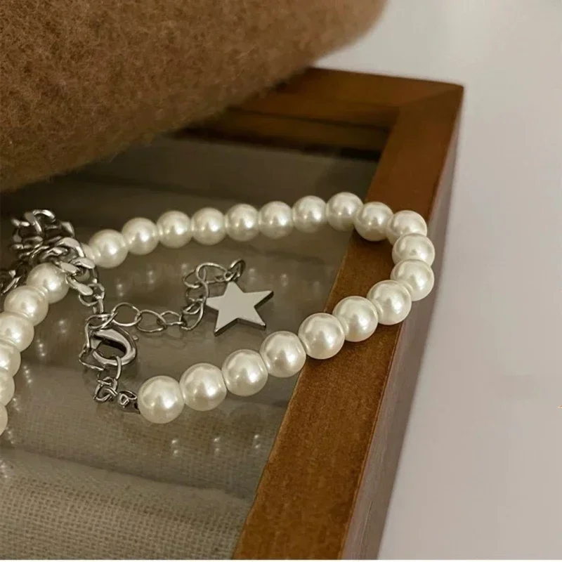 Hot Geometric Designer Simple Box Artificial Pearl Necklace 2023 New Female INS Cold Wind Zircon Mosaic Clavicle Chain Accessory