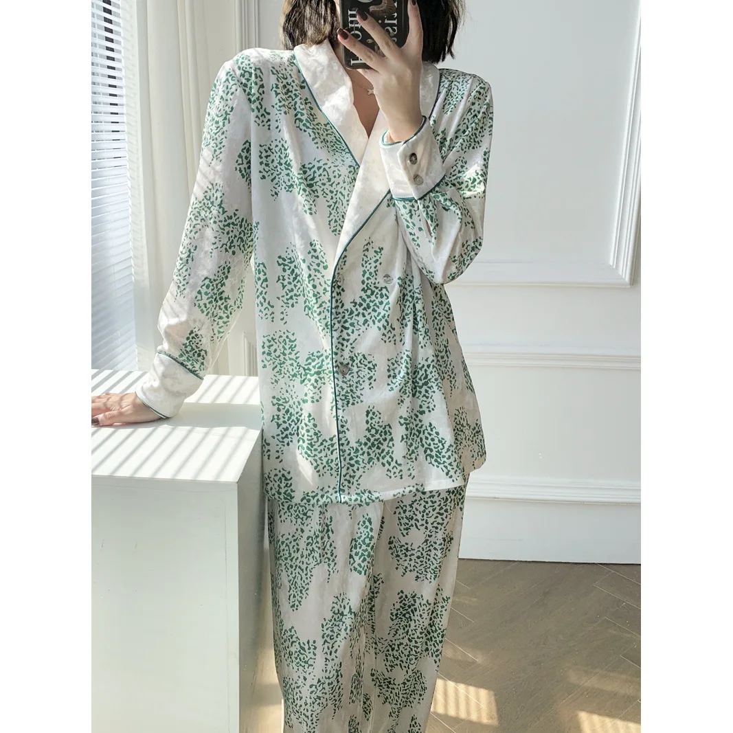 

Women Sleepwear Pyjama Pour Femme Velvet Pajamas Set Loose Homewear Autumn Winter Fashion Print V-Neck Long Sleeve Trouser Suit