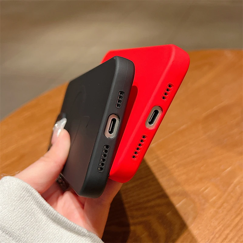 Magnetic Shockproof Liquid Silicone Wireless Charging Case