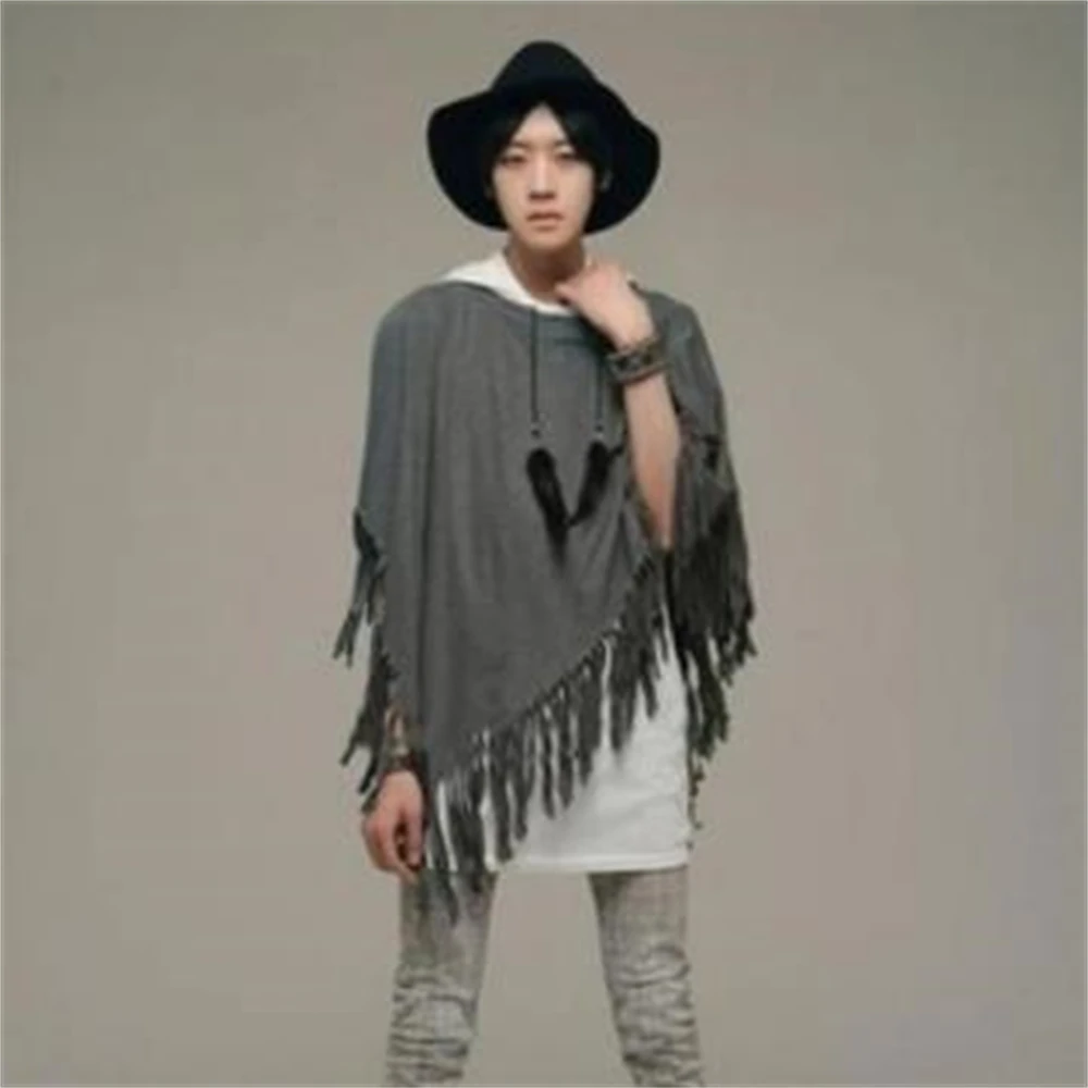 

Men T Shirt Tassel Cloak Punk Style Streetwear Fashion Irregular Tops O-Neck Loose Casual Cape All-Match Camisetas Tassel Cotton