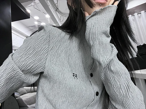 Karrram 야마모토 스타일 블랙 셔츠, 어두운 미적 고딕 블라우스, 그런지 일본 이모 Alt 의류, 플리츠 디자인 고스 셔츠 Y2k 3