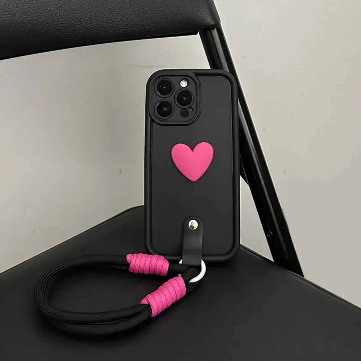 Versatile Crossbody Lanyard Phone Holder Case with Wrist Strap and Stand