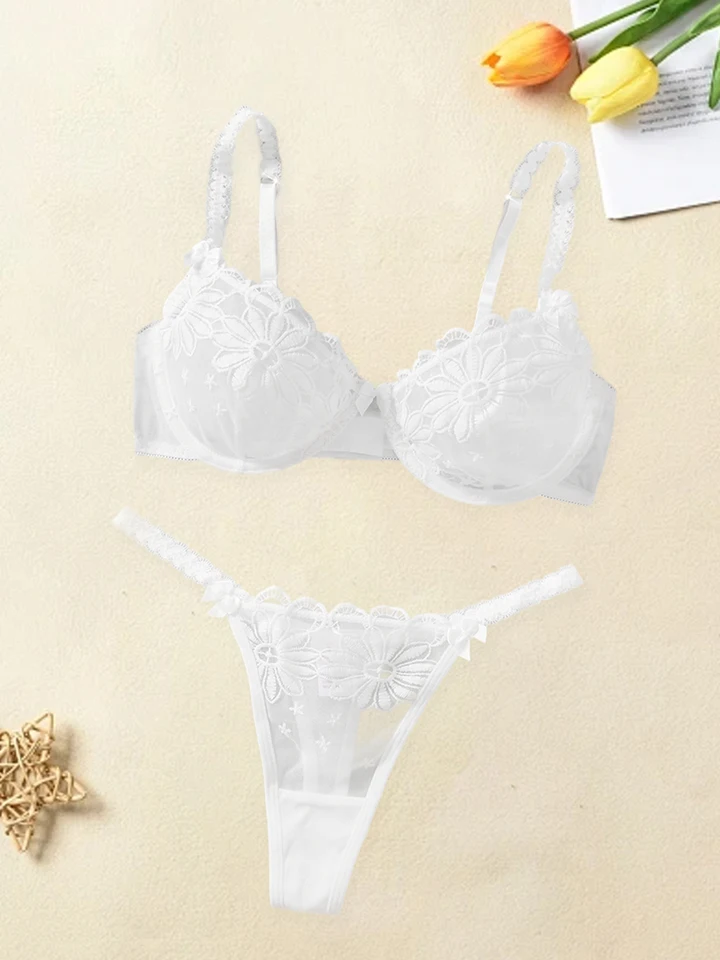 Floral Lace Lingerie Bra and Panty Set