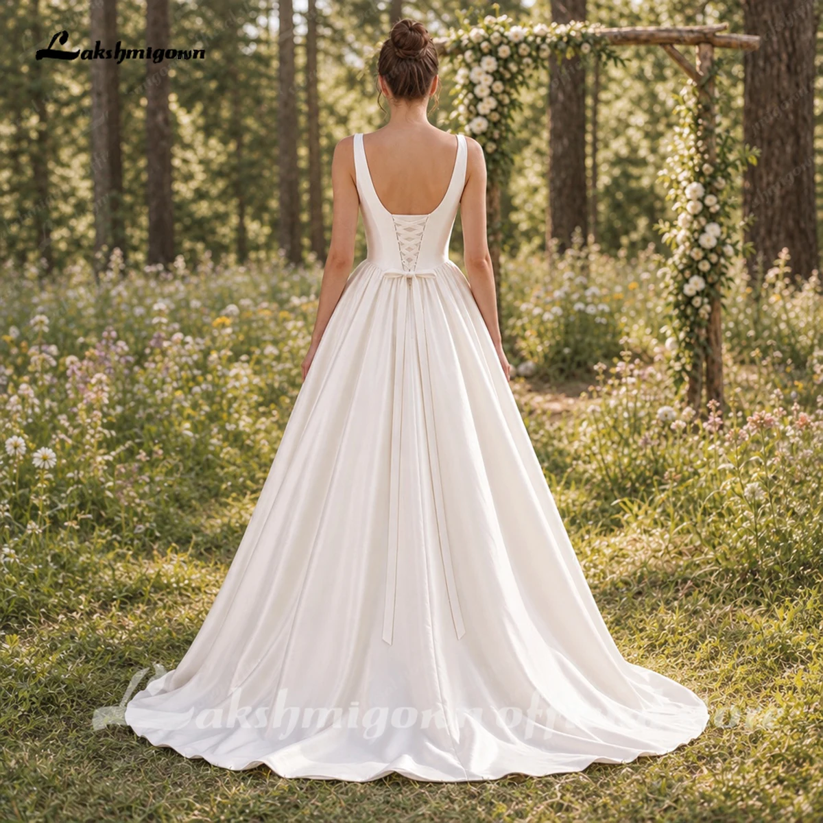 Lakshmigown Satin Deep V-neck Ball Gown Wedding Dress with Lace-up Back Ivory Wedding Gown Cheap Robe De Mariee Customized