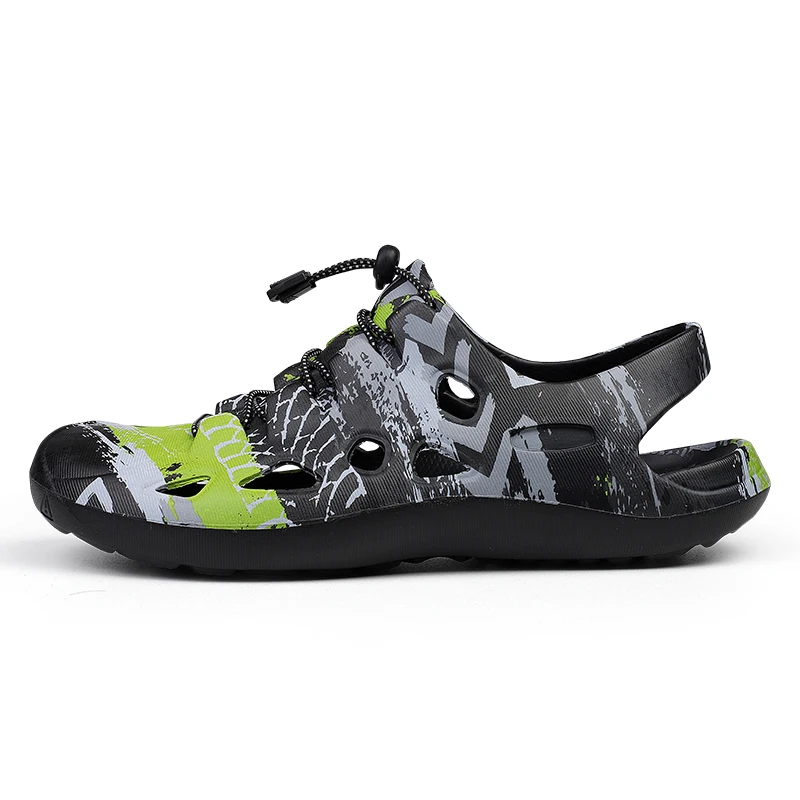 Clogs Men Sandals Casual Shoes EVA Lightweight Sandles Man for Summer Beach Zapatillas Hombre