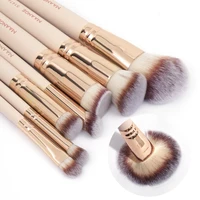 MAANGE 7pcs/set Makeup Brushes for Cosmetic Foundation Powder Concealer Blush Brush Blending Soft Bristles Beauty Tools 3
