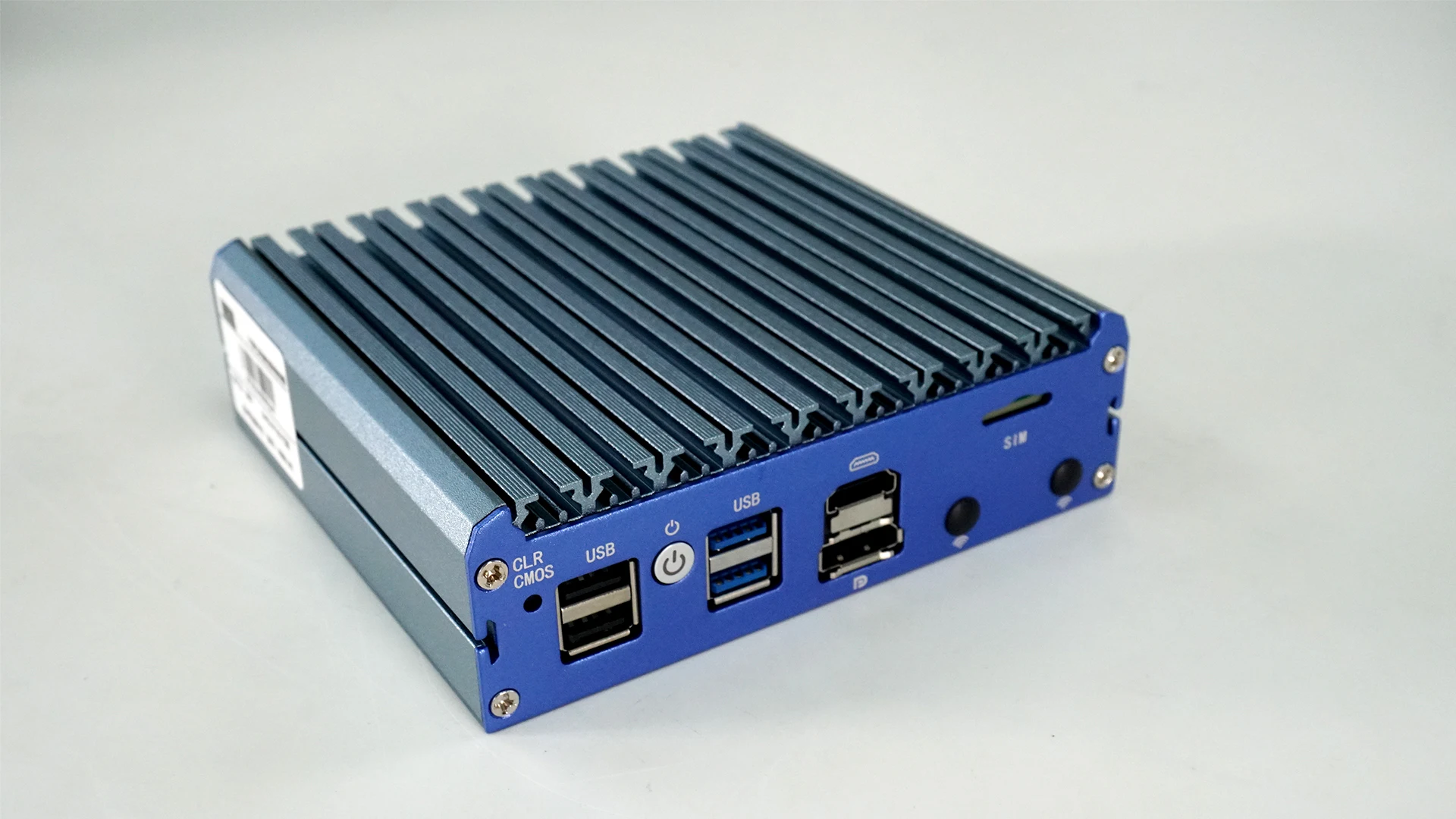 Fanless Network Device Barebones 4x2.5G Ethernet Pentium N6000 Compatible Pfsense OPNsense for Firewall Router G48S-N6000-4L