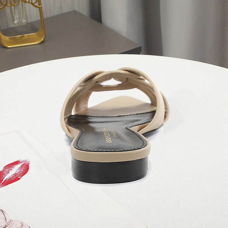 2024 Tendency Women's Slippers Luxury Brand Quality Casual Flat Heel Slippers Slides Roman Ladies Elegant Office Slippers Black