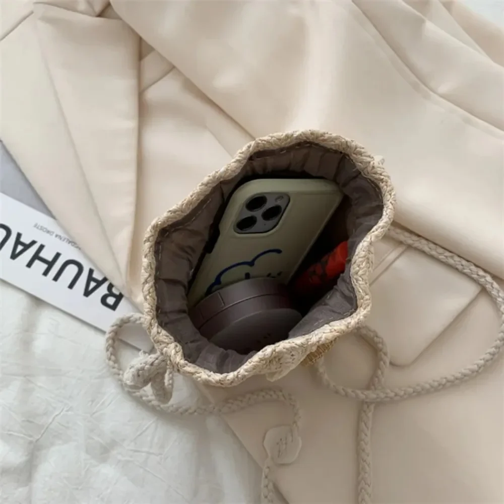 2025 Hot Sale Rattan Woven Women Straw Bag Handbag Knit Summer Beach Woman Shoulder Messenger Khaki Beige Bags Fashion Creative