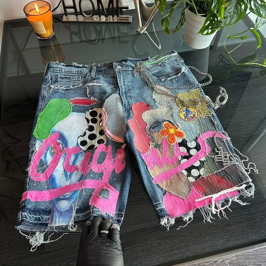 Gothic Punk Skull Letter Pattern Patchwork Shorts Men Y2k Streetwear Pants Hip Hop Fashion Denim Shorts Summer denim shorts