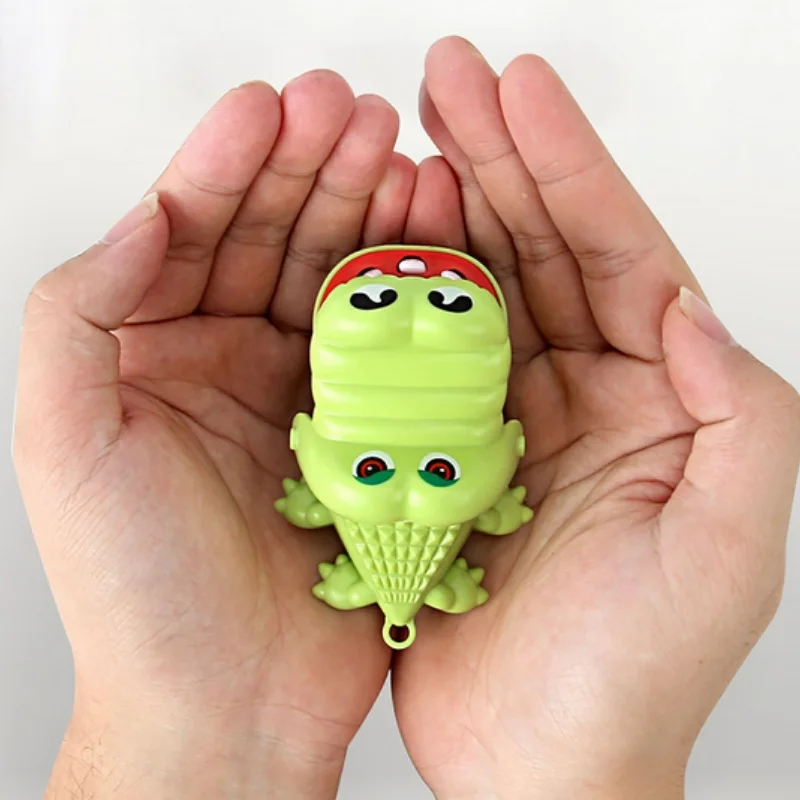 Рисунок 4 - Игрушка «крокодил кусает пальцы»