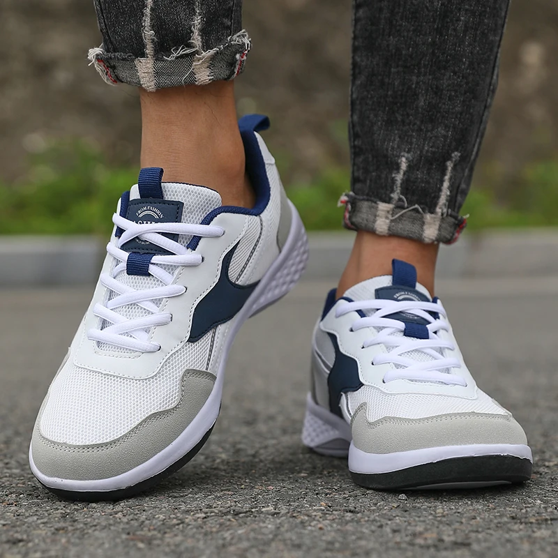 New Men's Skateboarding Shoes Trendy Color Blocking Design Breathable Running Shoes Super Light Dry Comfortable Lace Up Sneakers