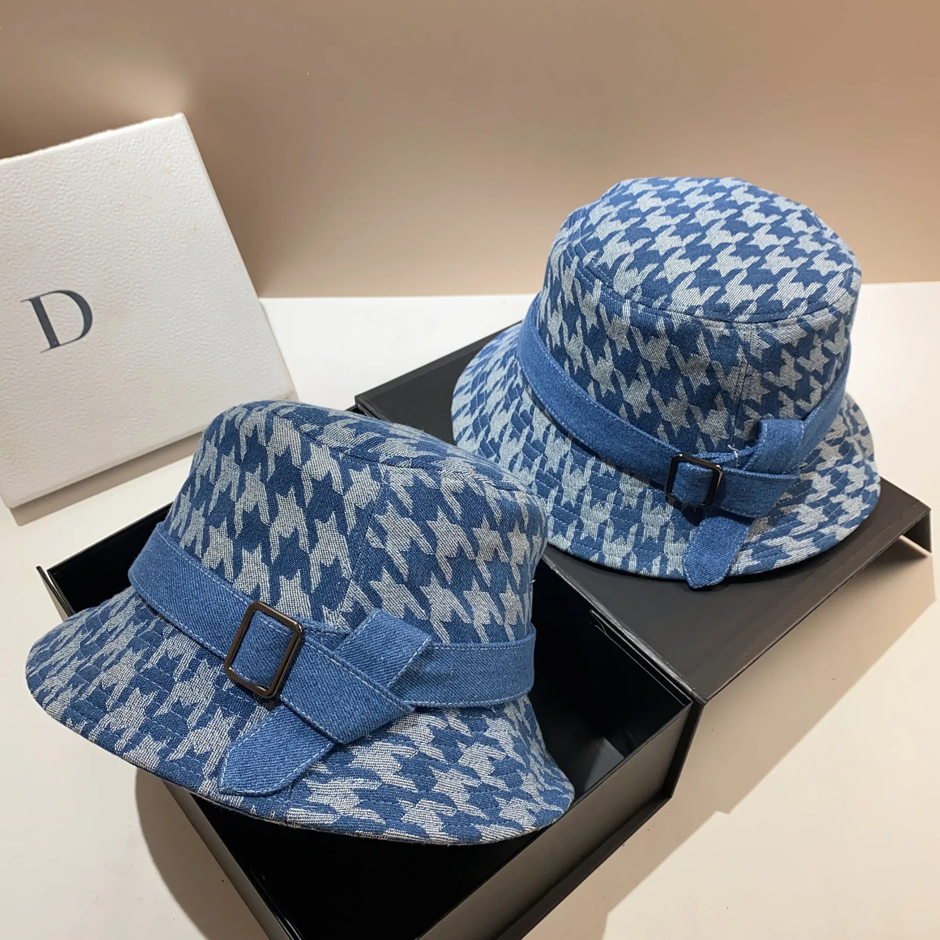 

Luxury Brand's Medium Thick Retro Thousand Bird Pattern Fisherman Hat Female Japanese Belt Personalized Fashion Casual Basin Hat