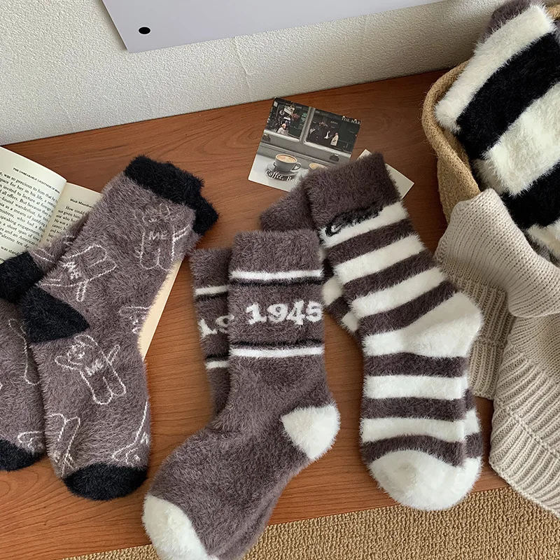 

Winter Cartoon Pattern Grey Striped Cartoon Mink Velvet Soft Socks for Women Plush and Thick Warm Cute Floor Home Socks