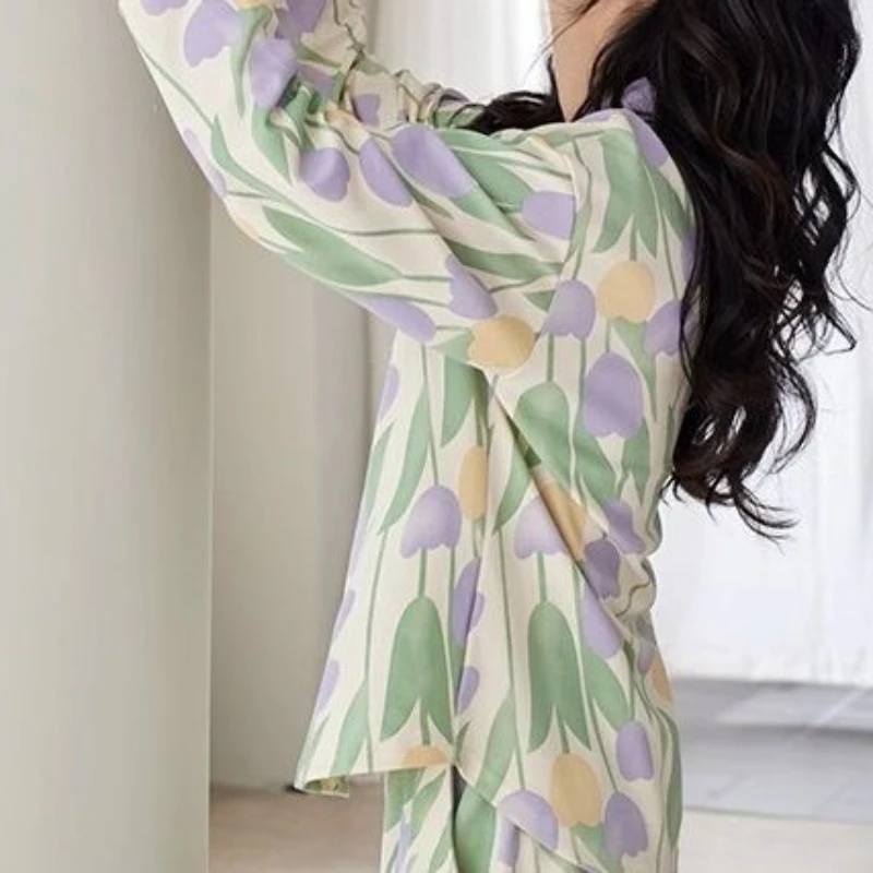 Рисунок 6 - Женский пижамный комплект на весну и осень