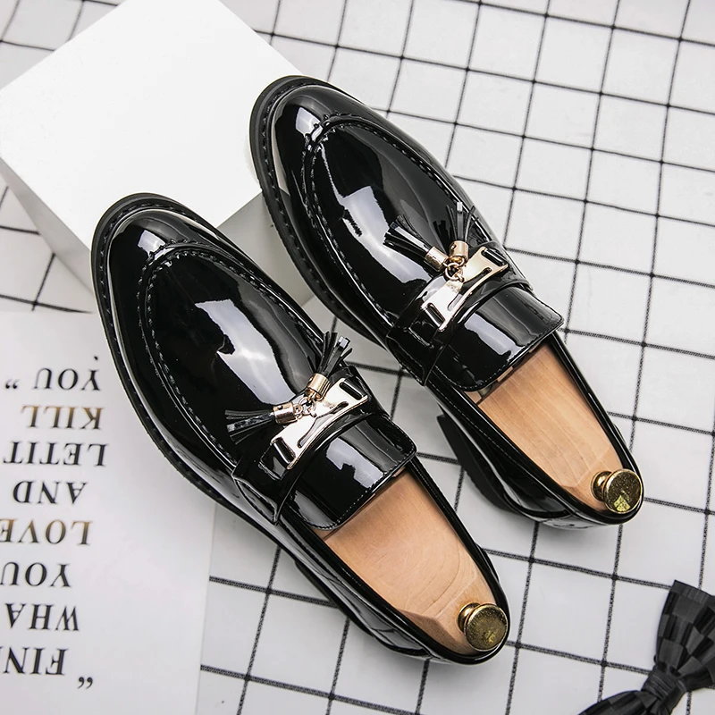 

plus size men casual business wedding dress black patent leather shoes slip-on driving oxfords shoe gentleman loafers zapatos