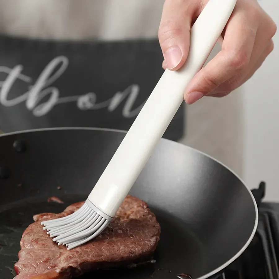 Onlycook 2Pcs Food Grade Silicone Basting Brushes High Temperature Resistance Portable Barbeque BBQ Cooking Baking Oil Tools