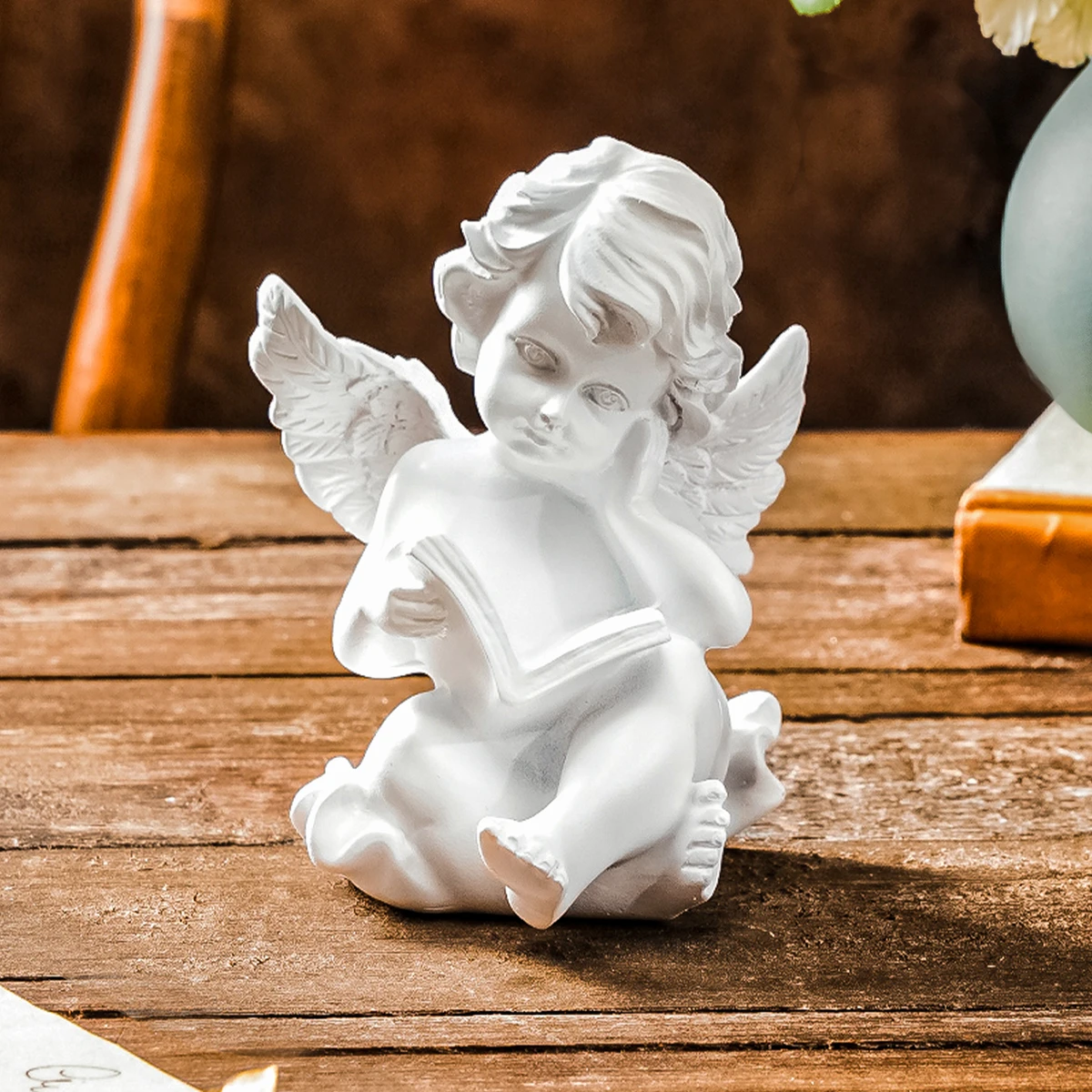 1PC, a European-style angel-shaped desktop ornament made of resin material, suitable for home, store and restaurant decoration
