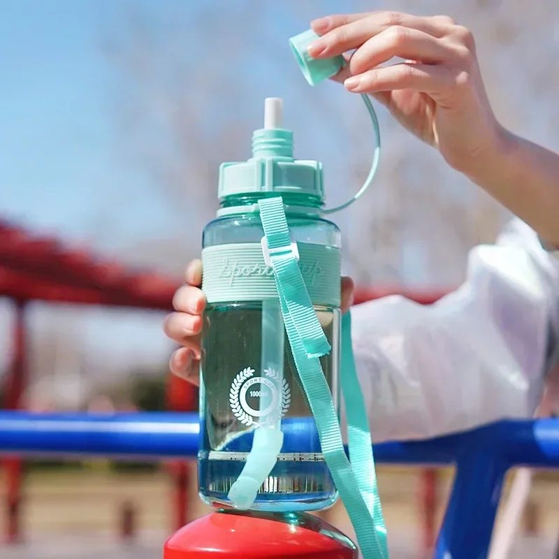 1L 2L 1.5 Liter Sport Plastic Water Drinking Bottle 1000ml BPA Free Sport Drinking Bottle with Straw Strap
