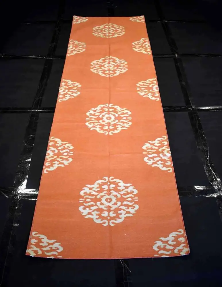 손으로 짠 만다라 면 러그, 리버시블 플로럴 모던 오렌지 러너, 2.5x8 ft