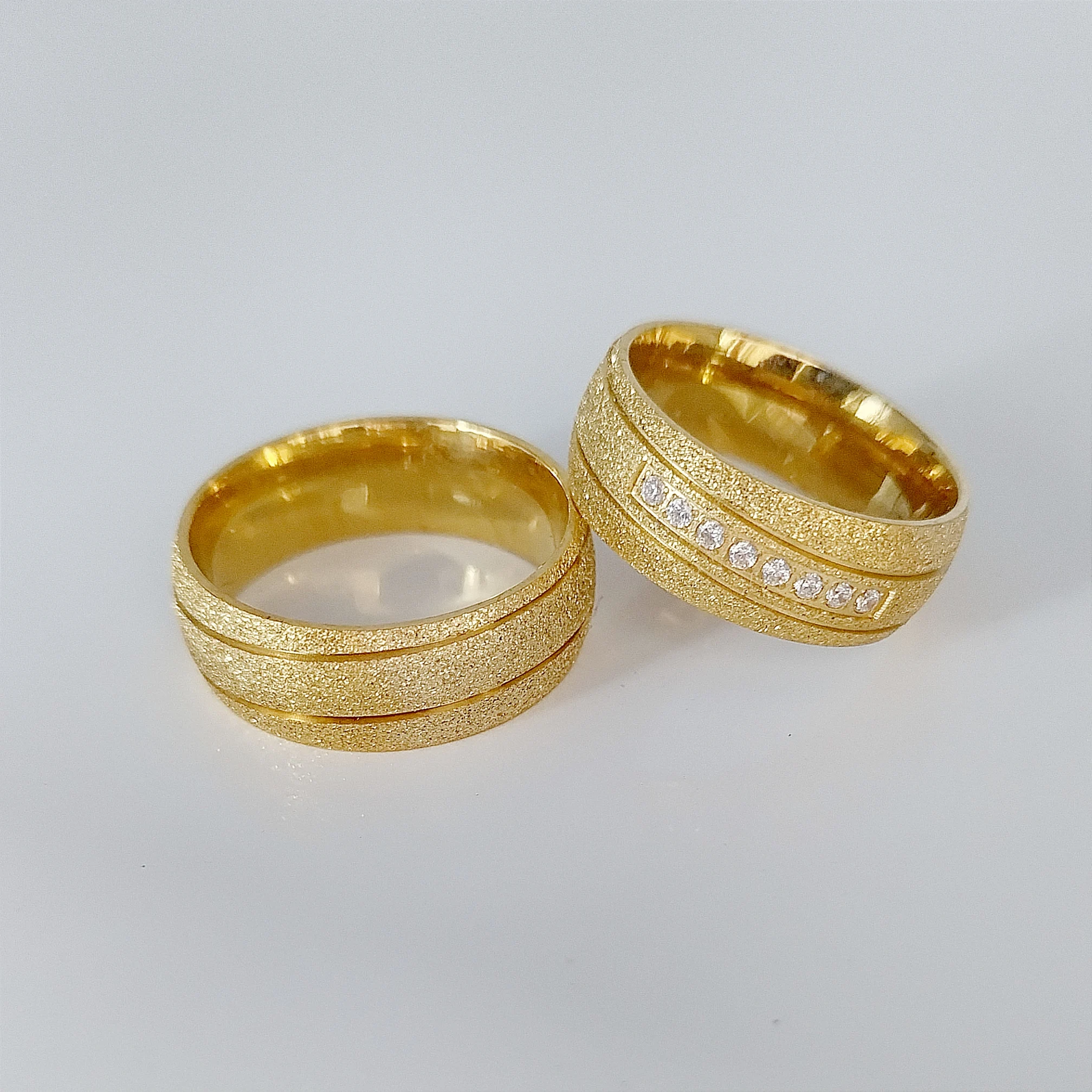 

Luxury High Quality Dubai African Western Wedding Couple Rings sets For men and women 24k Gold Plated Stainless Steel jewelry