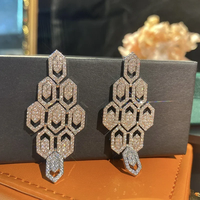 Рисунок 4 - Серьги в Корейском стиле с надписью