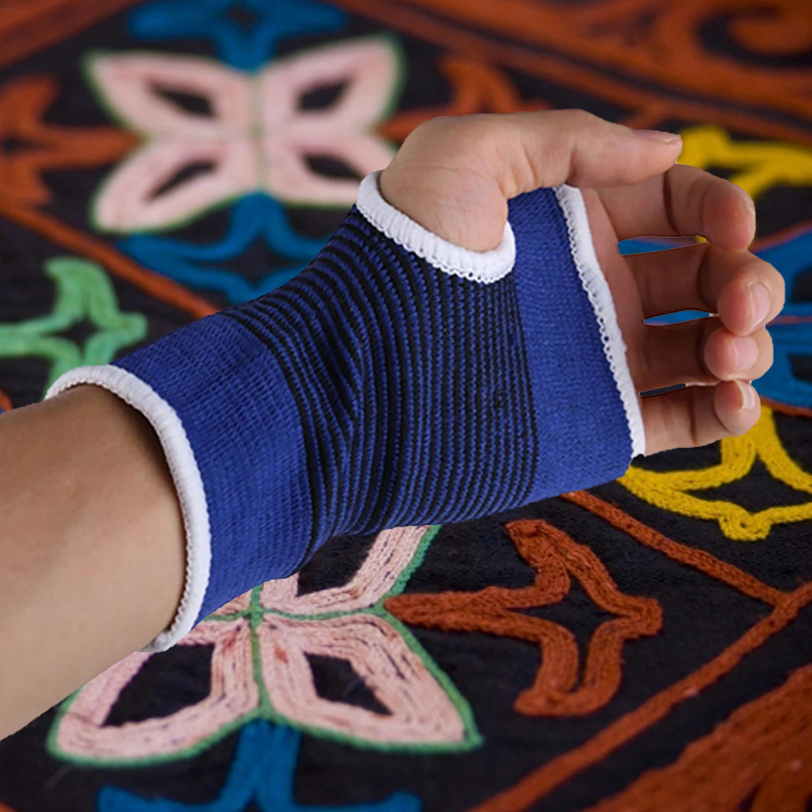 2 Pcs Wrist Support Hand Brace Gym Wrist Palm Protector Carpal Tunnel Tendonitis Pain Relief Sports Safety Muscle Protect Unisex wrist brace