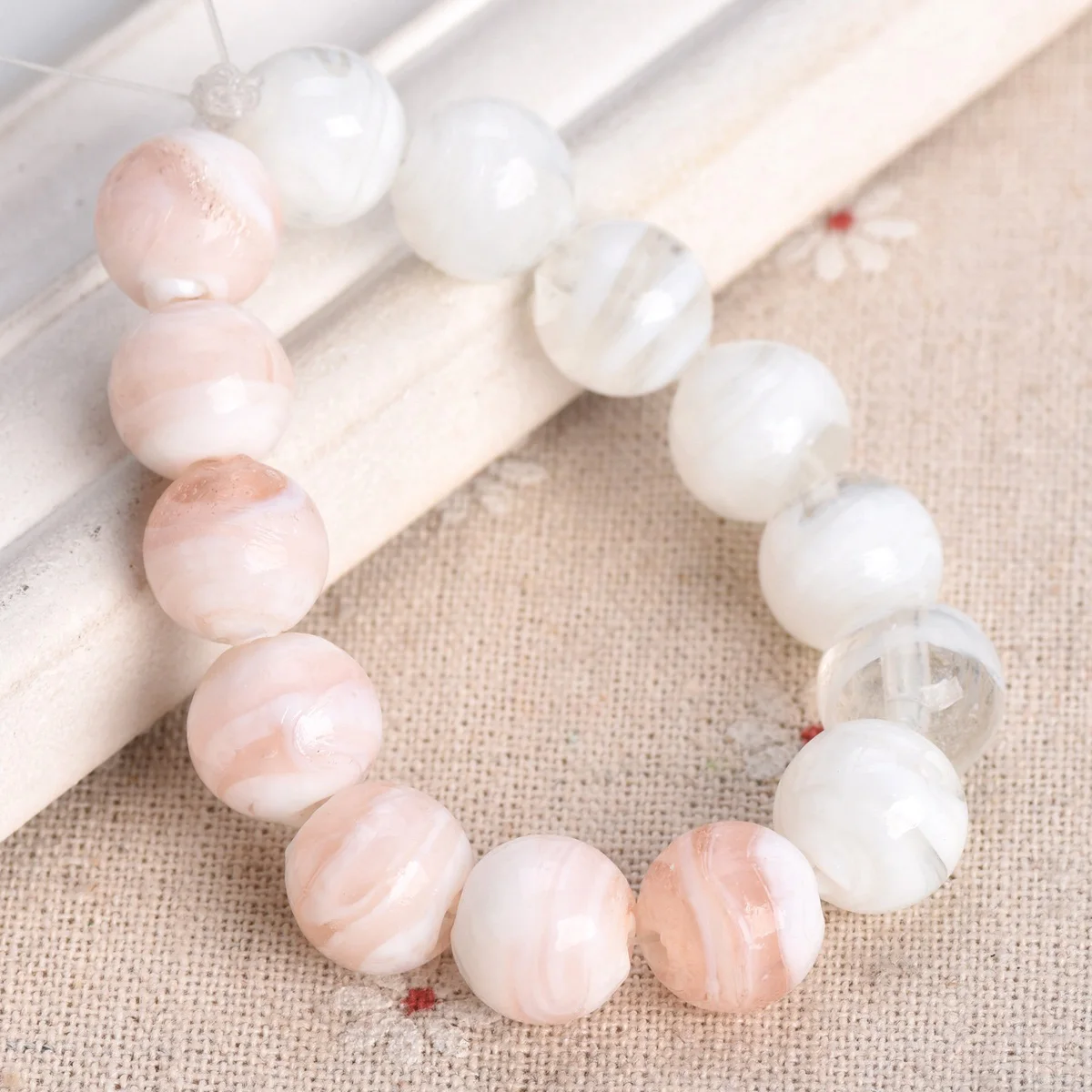 10pcs 12mm Round Pink & White Strips Handmade Lampwork Glass Loose Beads for DIY Crafts Jewelry Making Findings