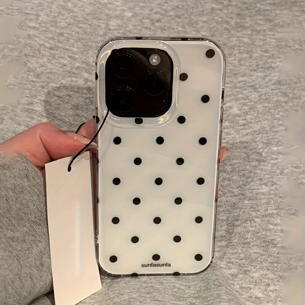 รูปสินค้า เคส iPhone ลายจุดขาวดำ ป้องกันกระแทก วัสดุอ่อนนุ่ม