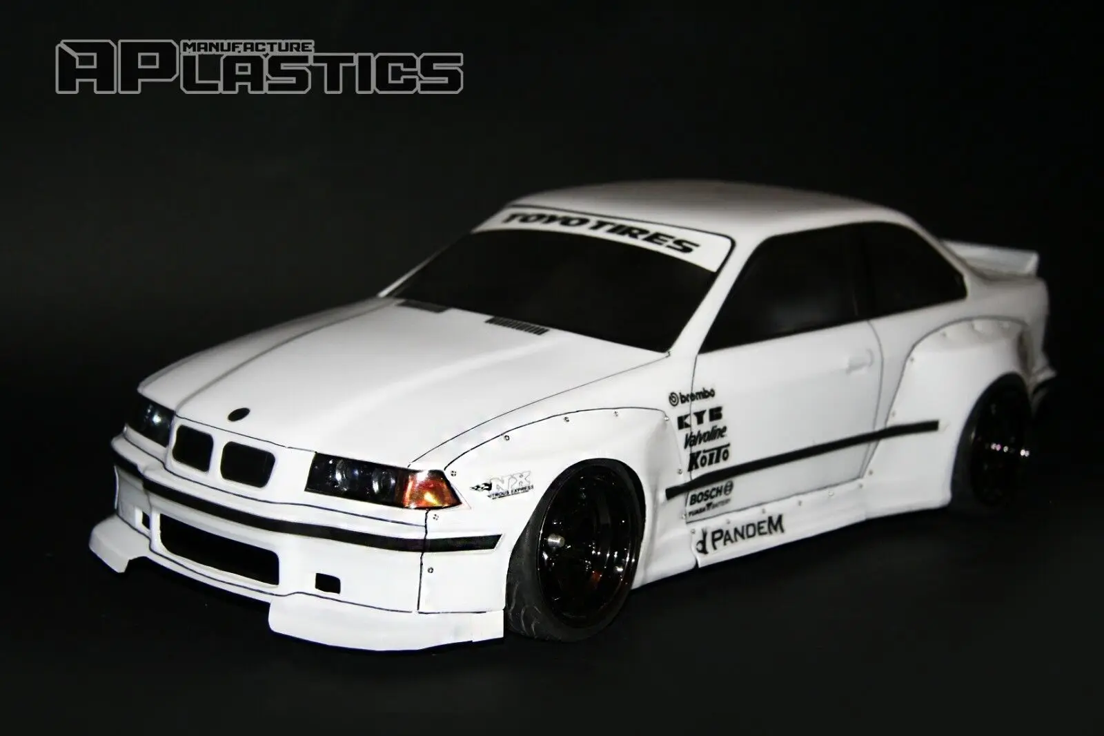 ドリフト RC TT-01 BMW 320 ドリフト RC TT-01 BMW 320