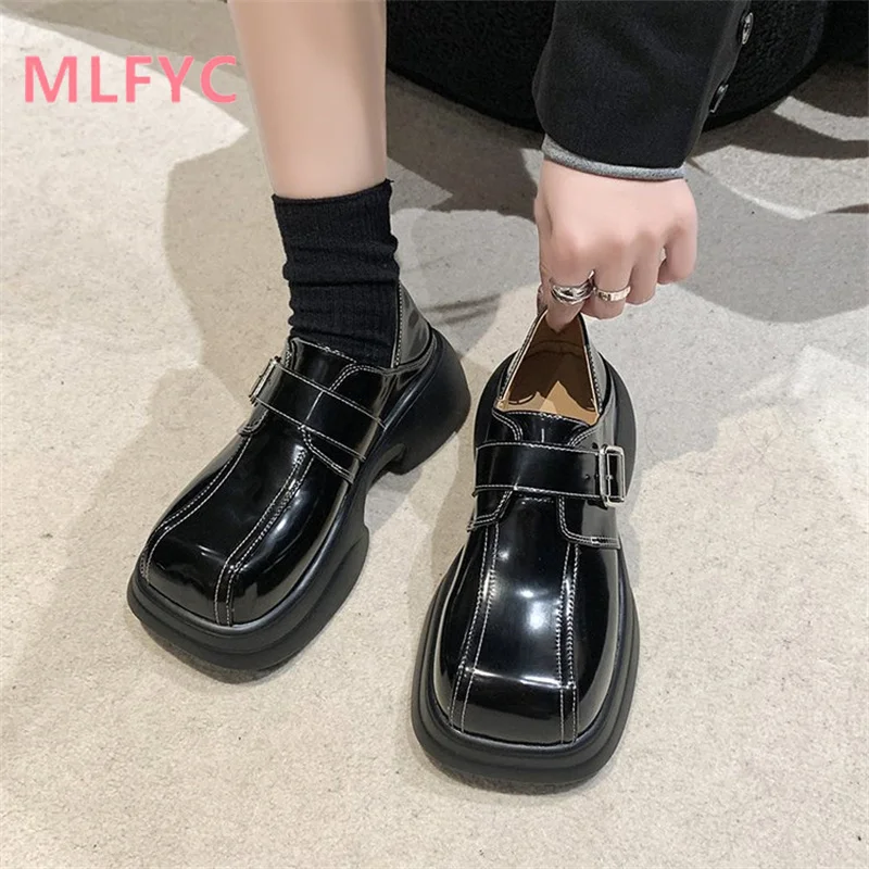 Summer Baotou Sandals for Women 2023 New Versatile ladies Thick Sole Casual Fashion female Shoes Clothing Matching Single Shoes