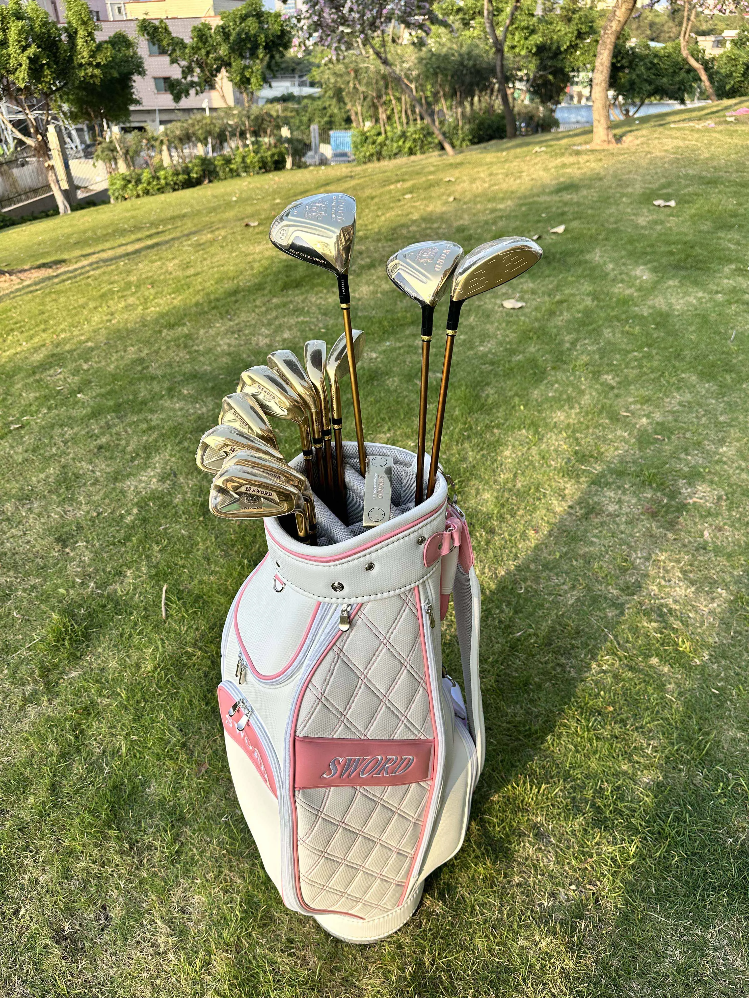 PGM 골프채 골프 액세서리, NO.1 목재 남녀공용 오른손잡이 서빙 클럽, 초경량 카본 샤프트, 높은 내고장성 11 하이 코어 55 여성용 골프 클럽 세트, 헤드 커버가 있는 흑연 샤프트 풀 세트, 가방 없음, 무료 배송