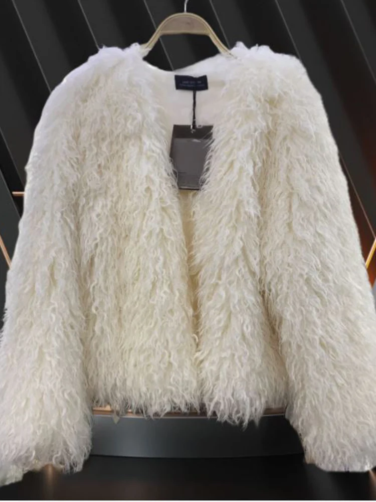

High Quality V-Neck Long Sleeved Fluffy Loose Fitting Coat 2023 Winter New Korean Fashion Women'S Clothing