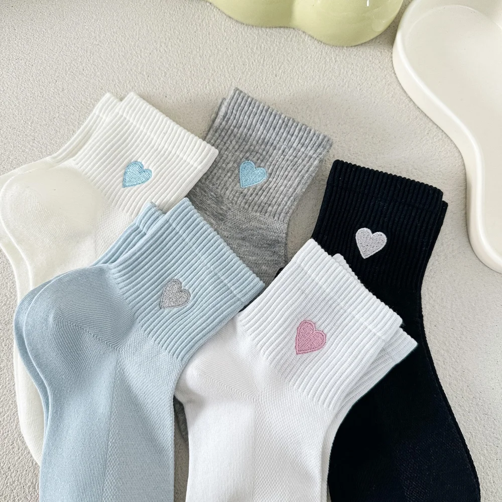 Weiß Frühling Sommer Dünne Atmungsaktive Mesh Herz Stickerei Einfarbig Mitte Rohr Socken Weiche Sport Baumwolle Sokken – Detail 24