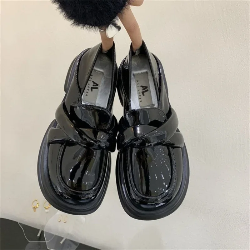 

Women's Shoes Platform Ladies Footwear Normal Leather Casual Loafers with Medium Heels Black Shining Round Toe Young Discount 39