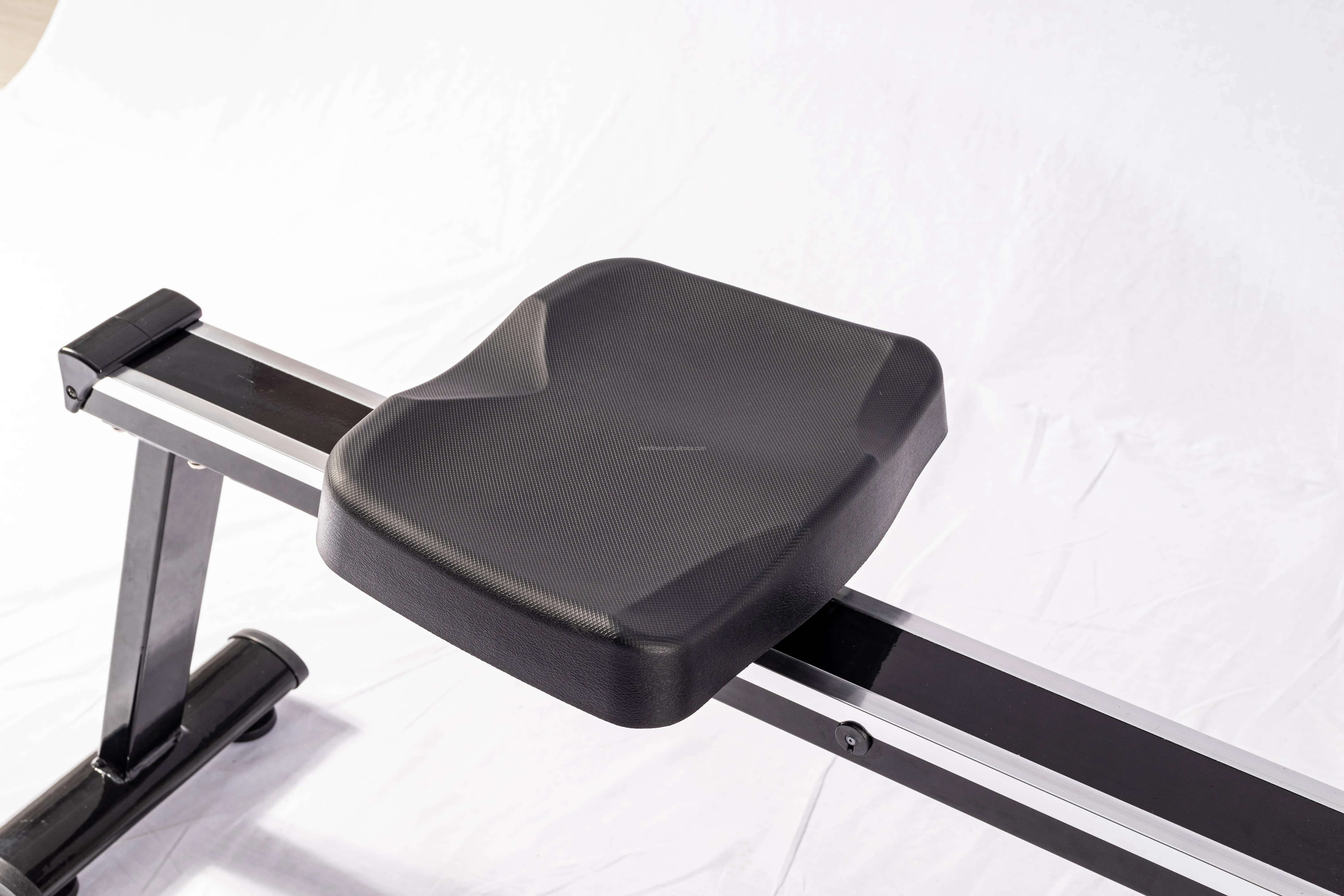 Factory Selling Indoor Gym Sports Equipment Exercise Rower Rowing Machine With LCD