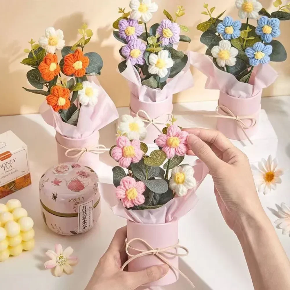 Gehäkelter Blumenstrauß zum Valentinstag Handgemachter Gestrickter Strauß Muttertag Geburtstag Heimdekoration Freundin Hochzeitsgeschenk – Detail 5