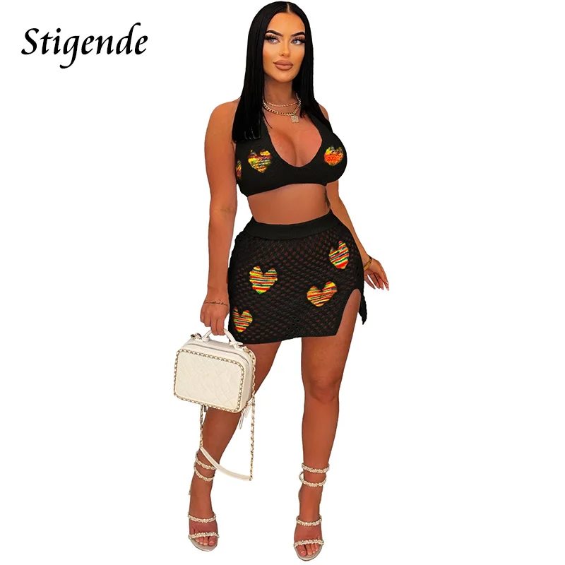 

Женский Летний Пляжный комплект из двух предметов, вязаная накидка в форме сердца, купальный костюм, бандажный бюстгальтер пуш-ап с лямкой на шее и мини-юбка с разрезом