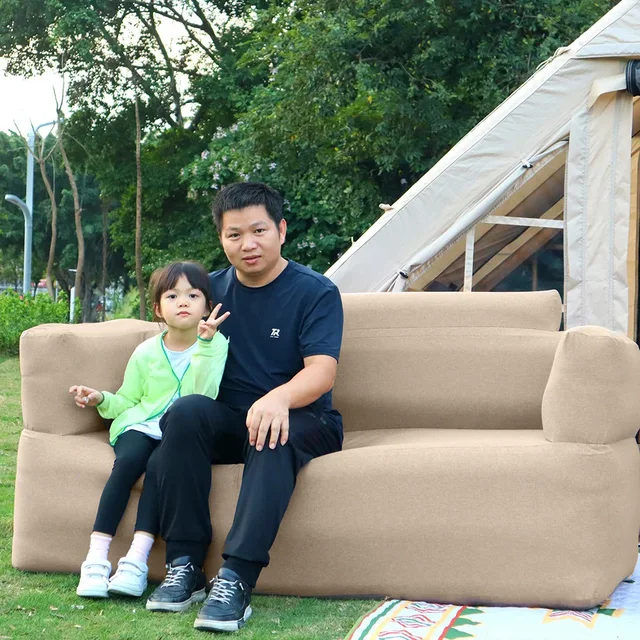 편안하고 휴대가 간편하며 다목적인 캠핑을 위한 2인용 풍선 에어 소파