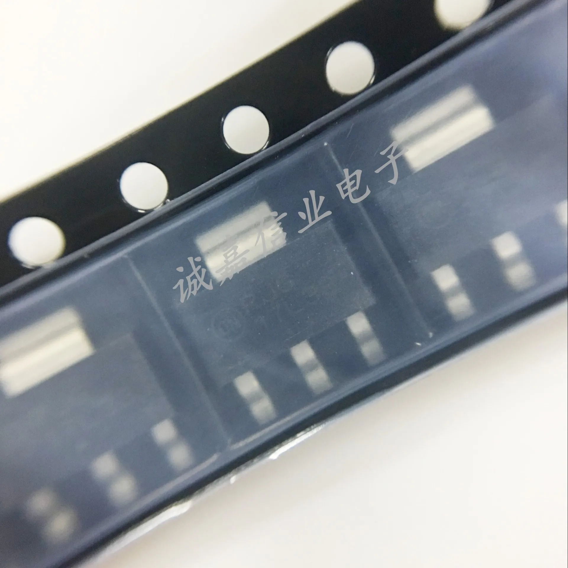 Рисунок 2 - регуляторы напряжения NCP1117LPST33T3G