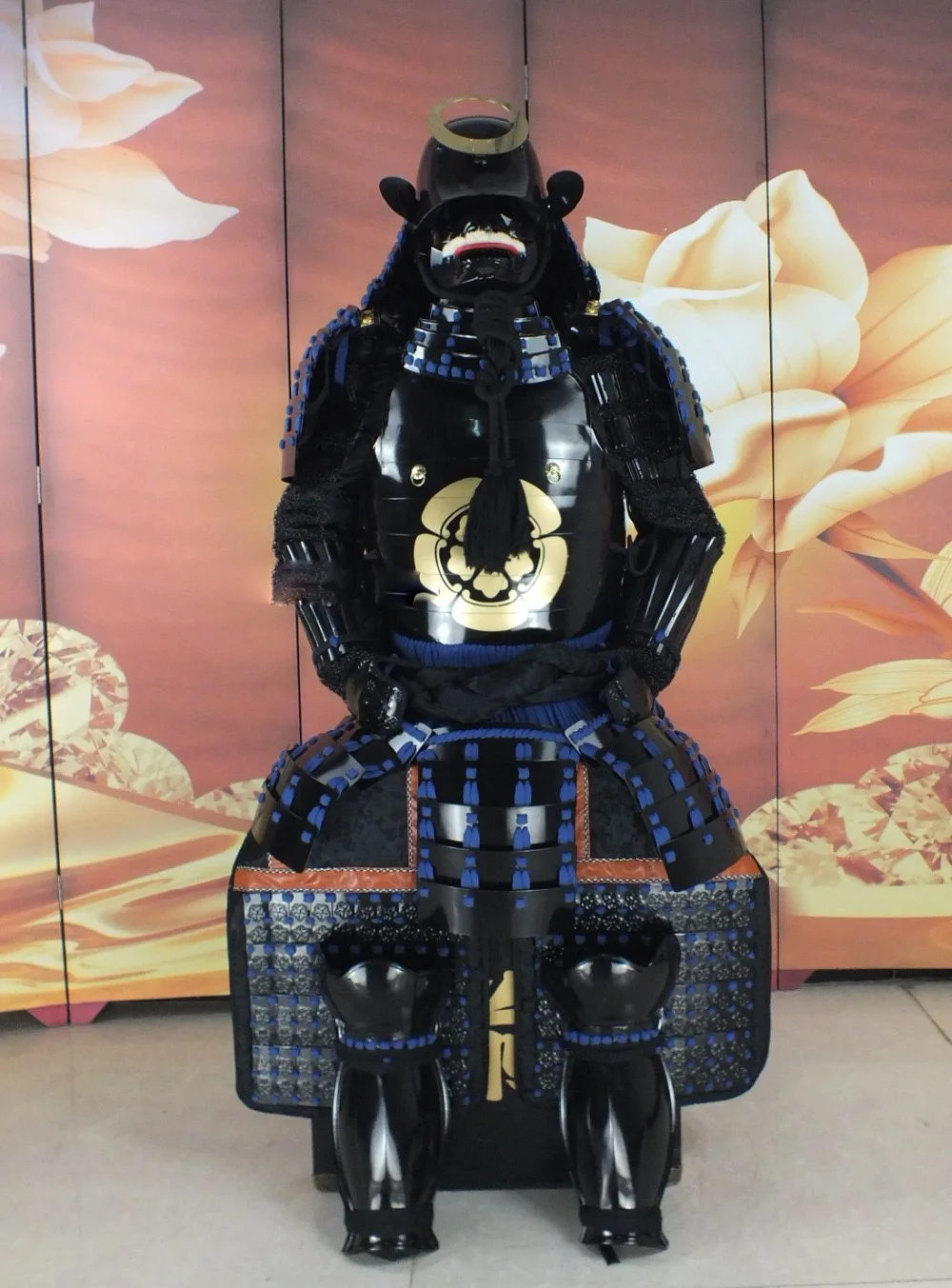 

Handcrafted Japanese Samurai Armors Real Ancient Japanese Combat Armor wearable anime cosplay costume