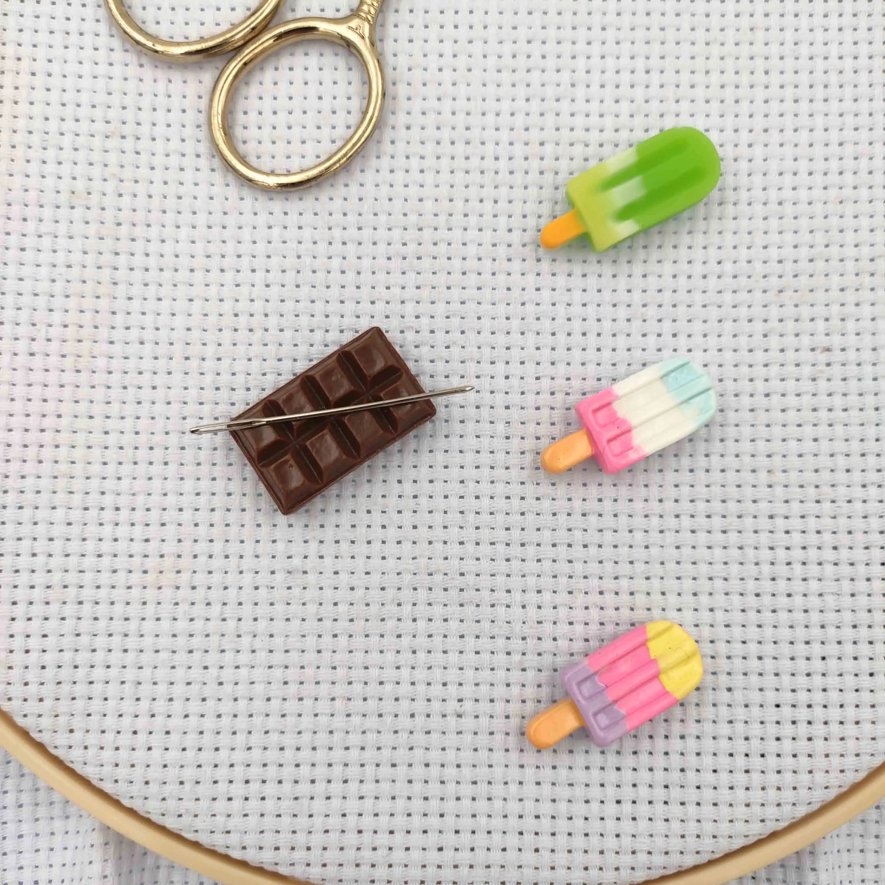 Needle Holder DIY Needle Minder Bundle for Cross Stitch