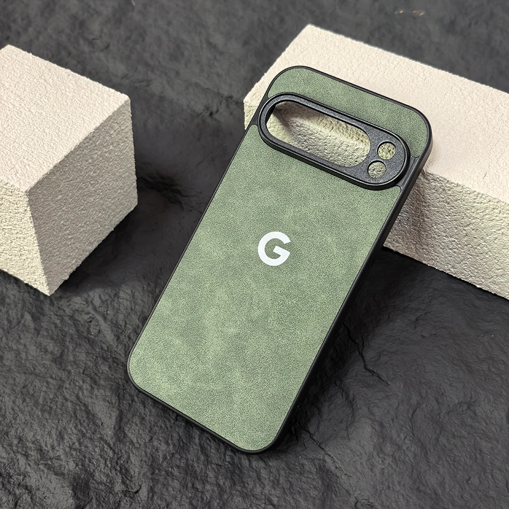 Luxurious Anti-Slip Sheepskin Flannel Phone Case - Soft PU Shockproof Protective Cover