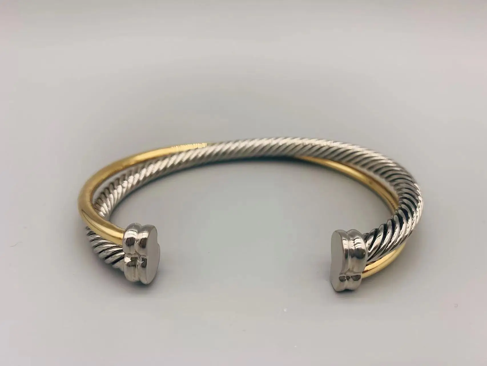 Le Han Jewelry Crossover Bracelet With18K Gold Plated