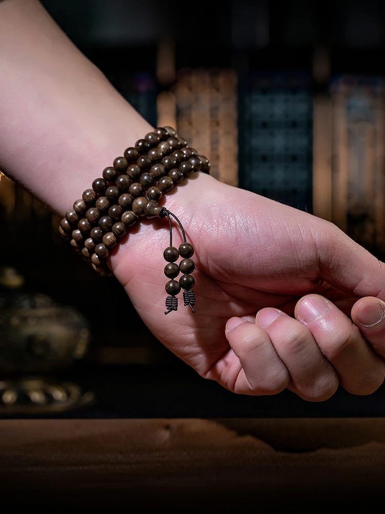 

Natural Indonesia Tarakan Agarwood Buddha Beads Bracelet Old Materials Eaglewood 108 Women's and Men's