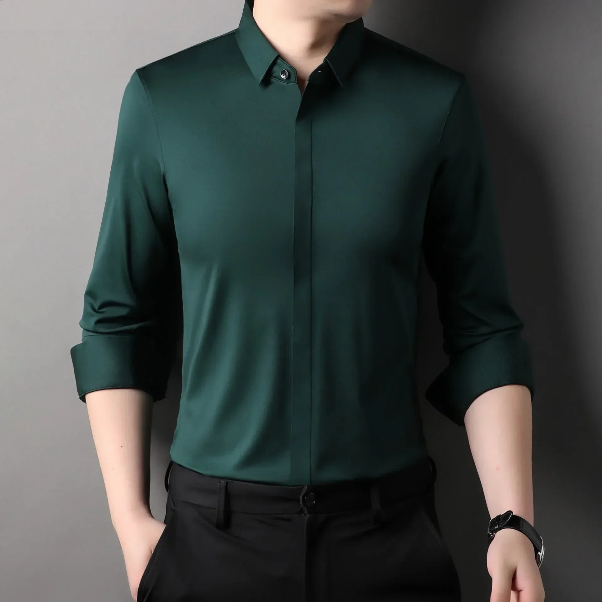L Peacock Green