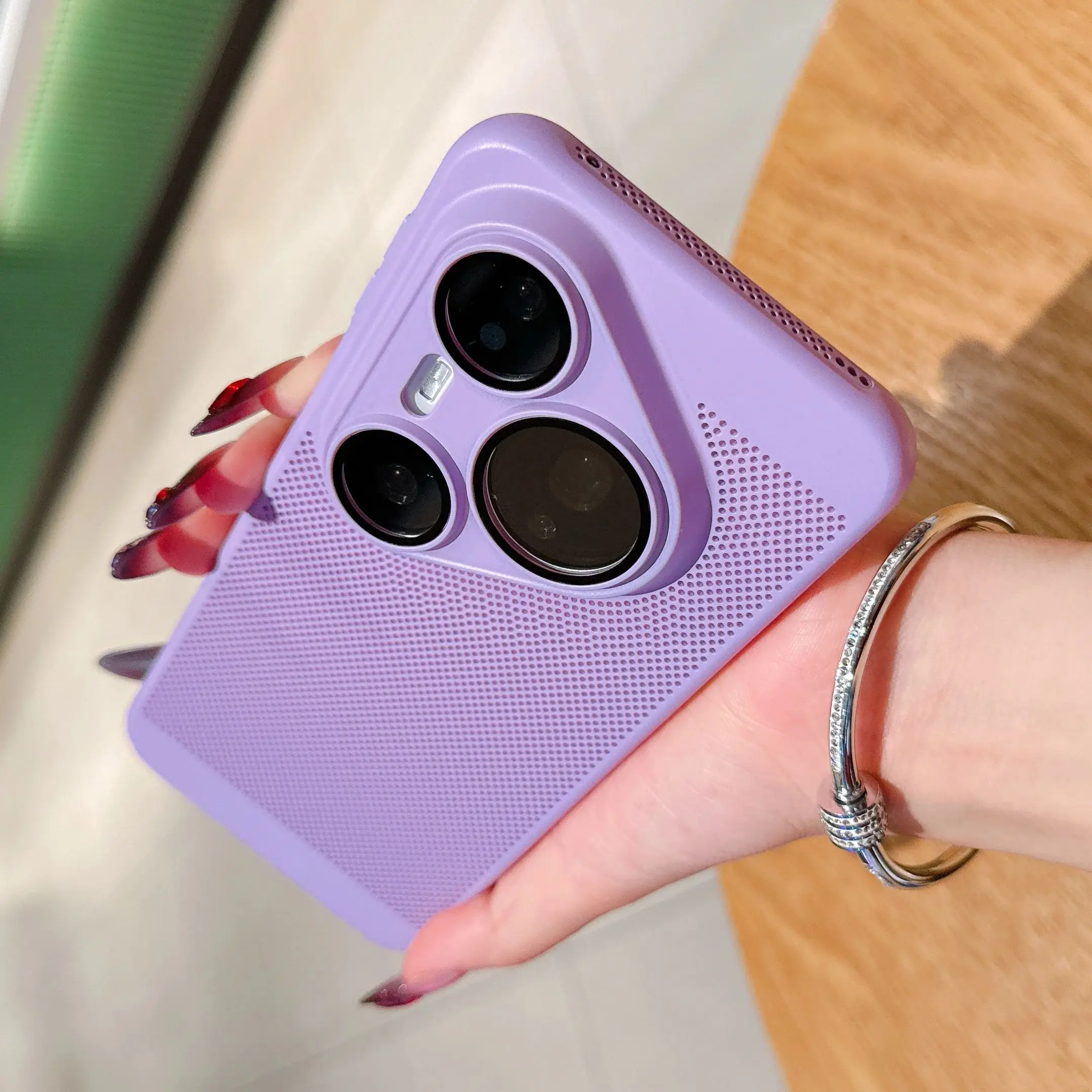 Cooling Matte Heat Dissipation Grid Case with Ultra Glass Lens Protection