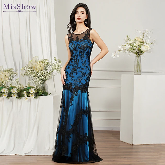 black and blue dress illusion