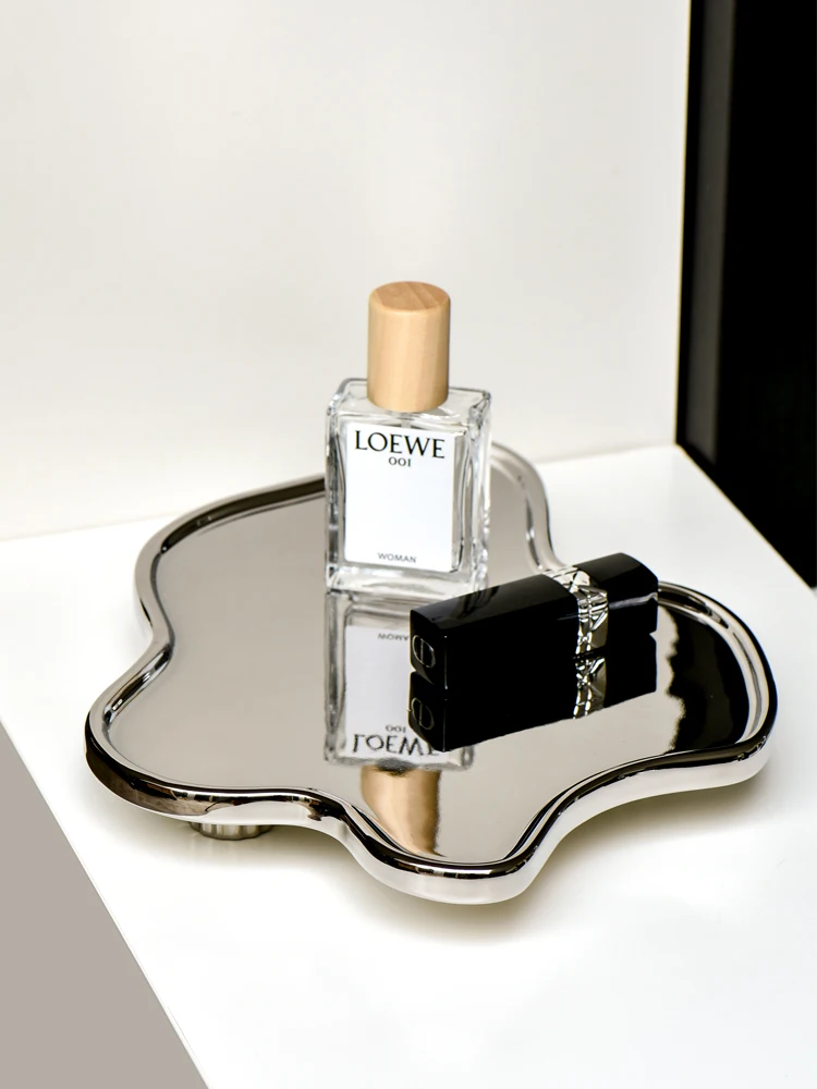 Bathroom Organizer Home Decor Tray Light Luxury Ceramic Jewelry Dish Unique Cloud Storage Trinket Lipstick Holder Snacks Tray 3